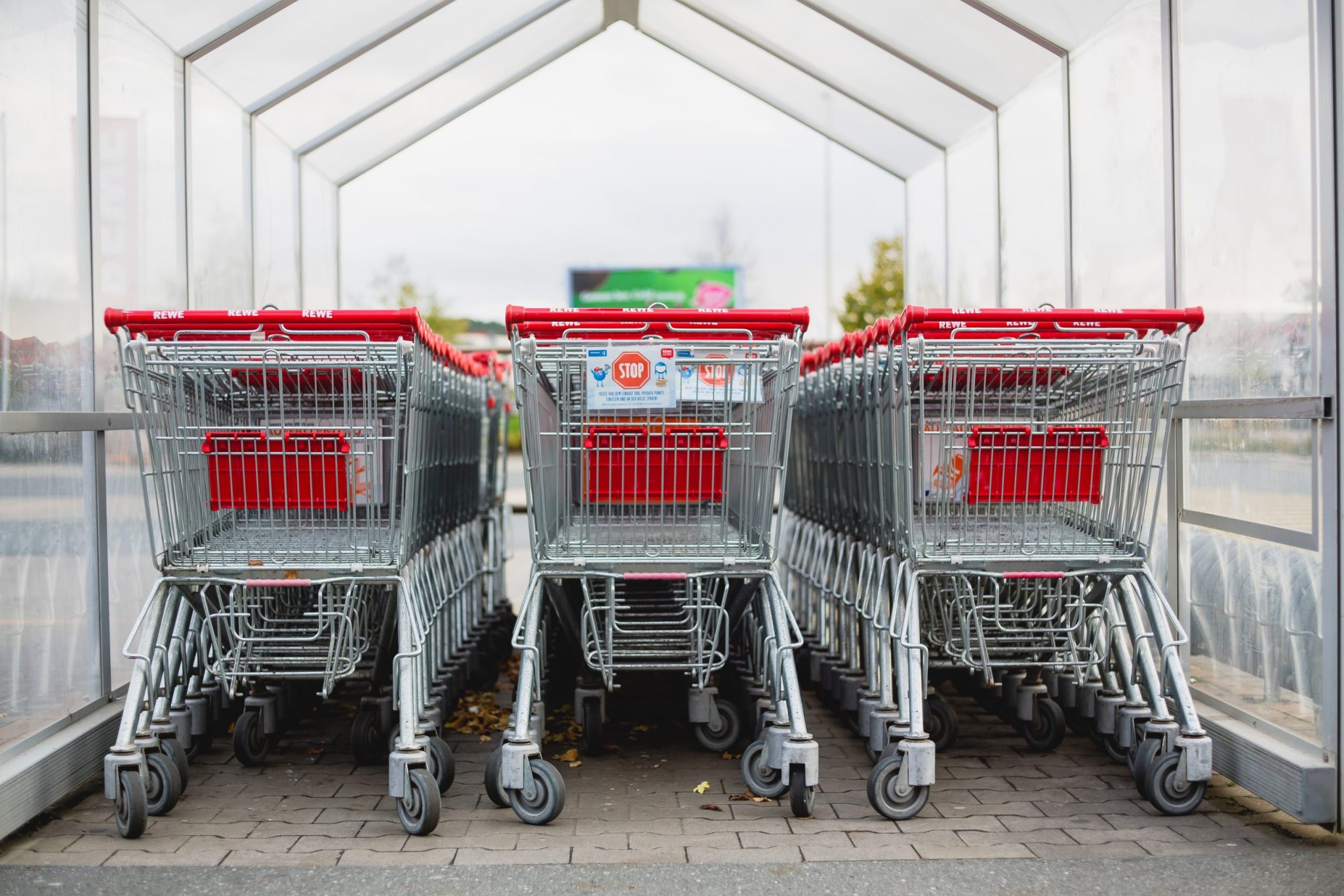 retail e-commerce retail e-commerce