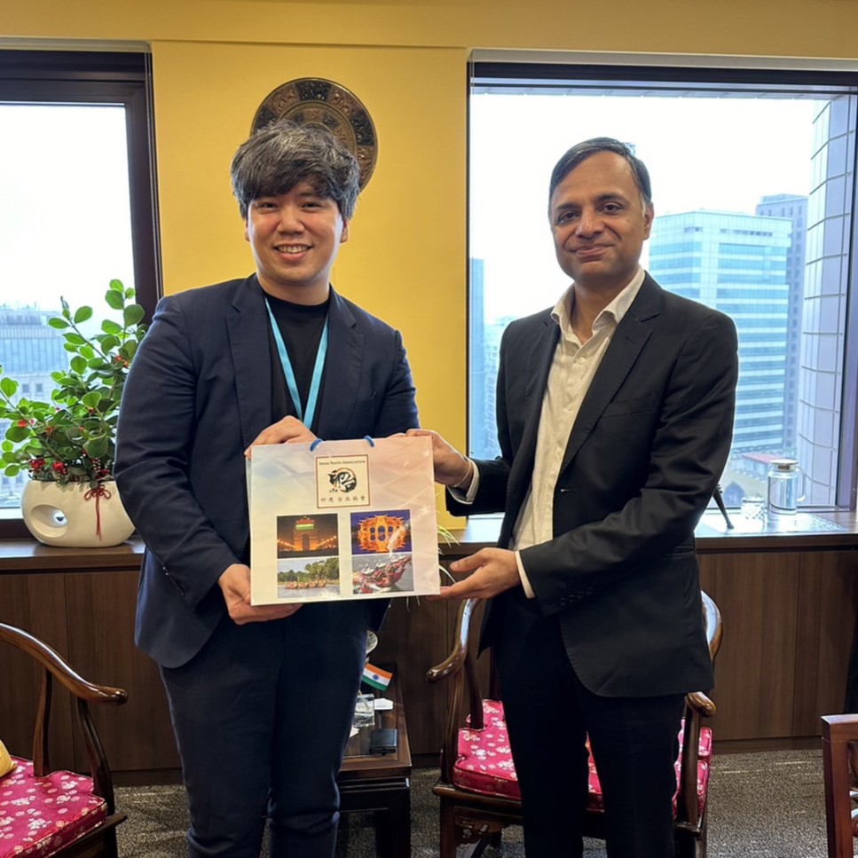 Mr. Manharsinh Laxmanbhai Yadav,
the Director General of India Taipei Association