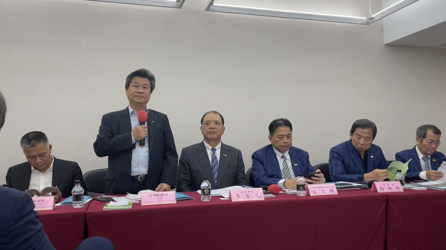 Do Nhat Hoang, Director General of Foreign Investment Agency
